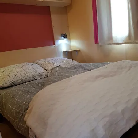 مكان تخييم A Place To Relax Close To لاس غاليتاس