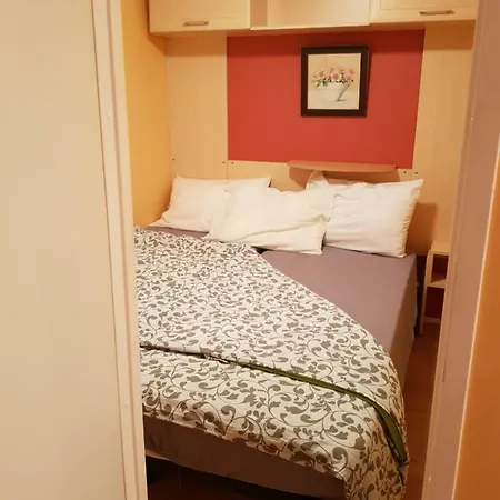 A Place To Relax Close To Camping *